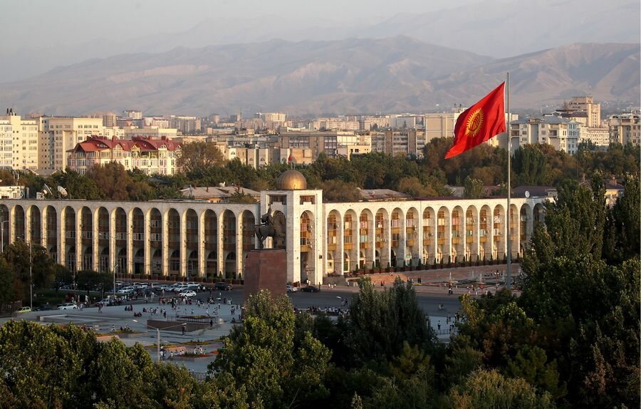 Qırğızıstanda parlament seçkilərində 467 namizəd iştirak edəcək