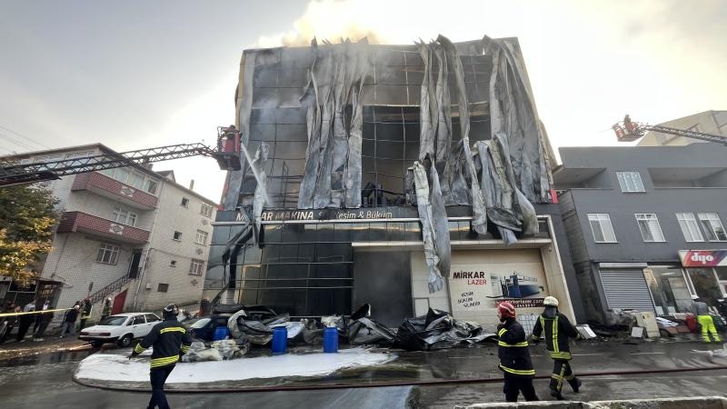 Türkiyədə ətir anbarında yanğın baş verib: 6 nəfər həlak olub