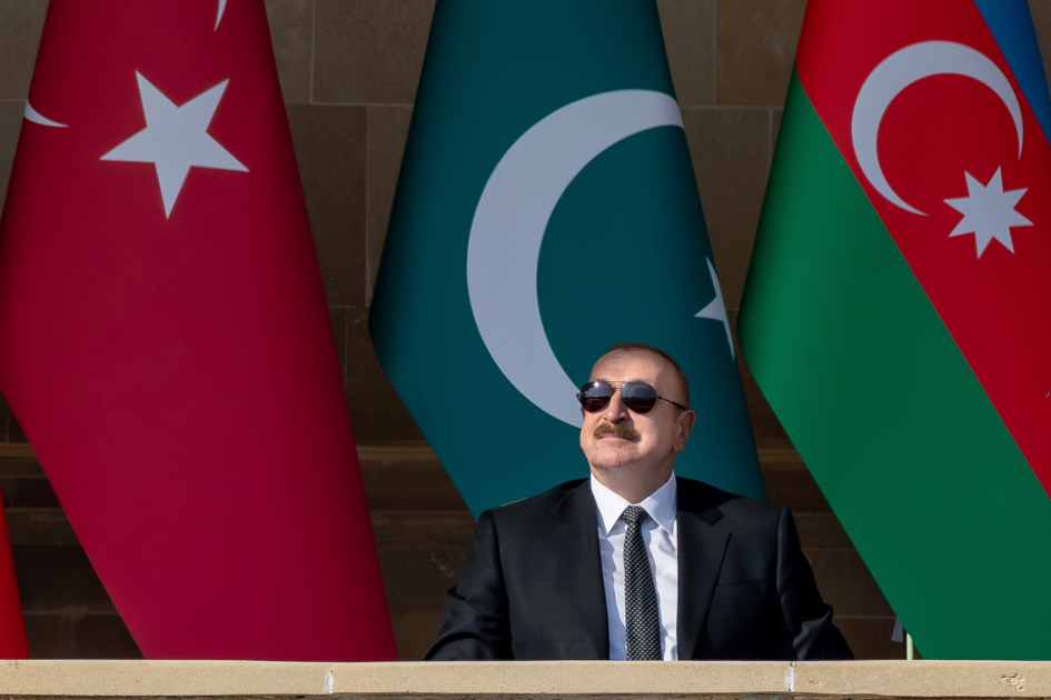 Prezident İlham Əliyev Zəfər paradı ilə bağlı paylaşım edib