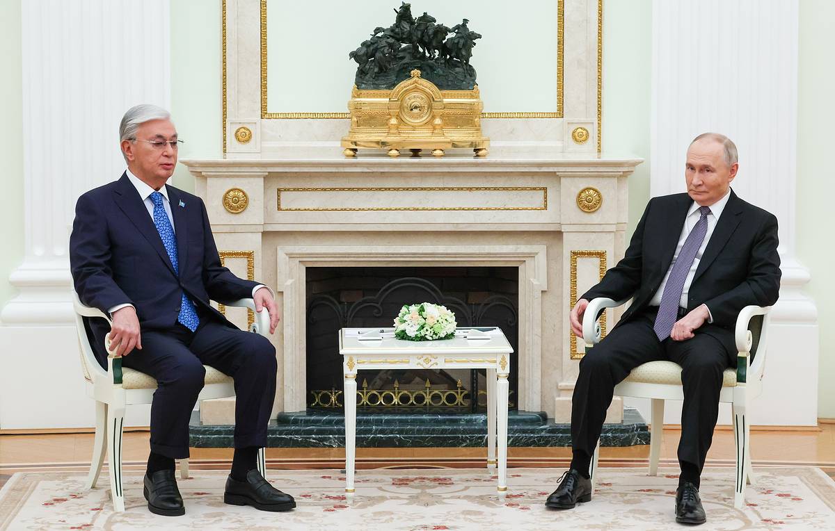 Tokayev Putini Qazaxıstana dövlət səfərinə dəvət edib